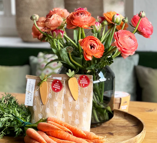 Hattu Möhrchen Wundertüte mit Möhre