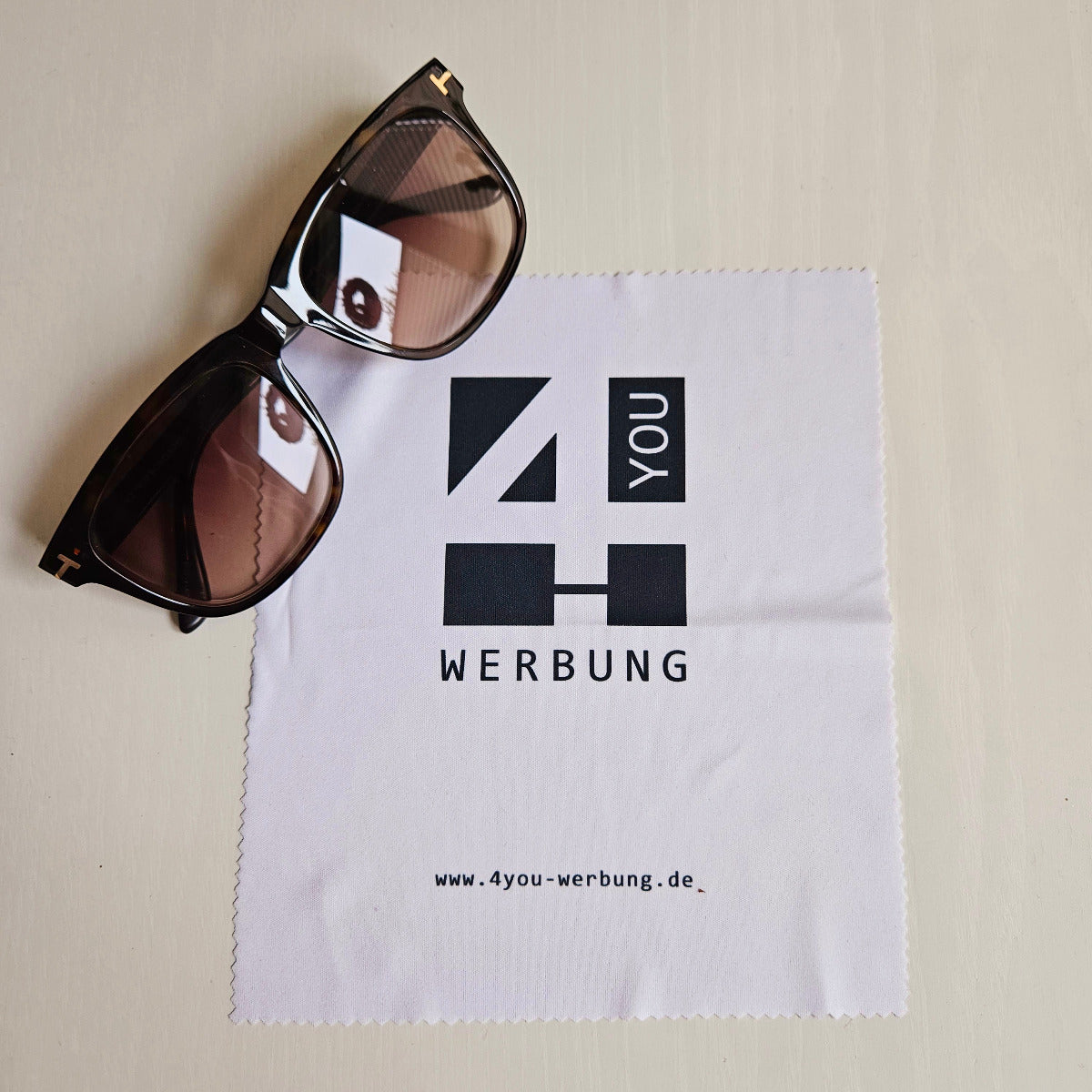Brillenputztuch mit Ihrem Logo - vollflächig bedruckbar