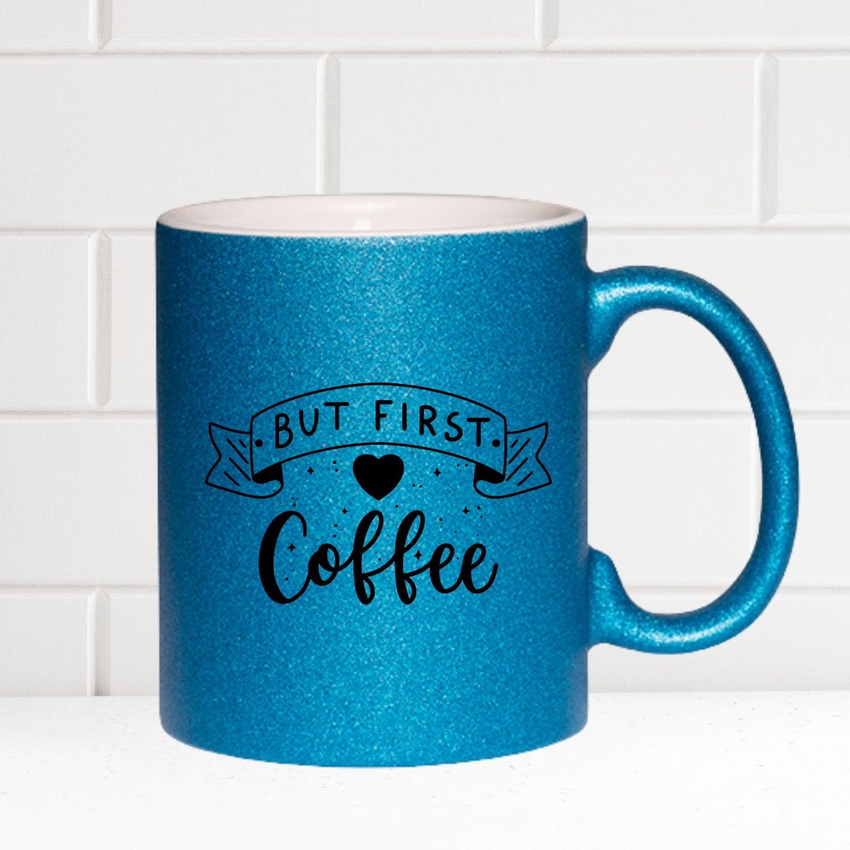 Glitzertasse mit Glitzerpartikeln Blau